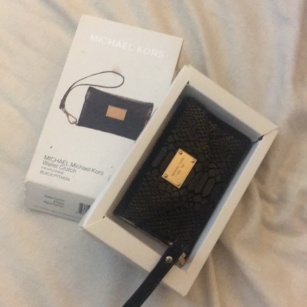 Micahel kors wallet clutch 5